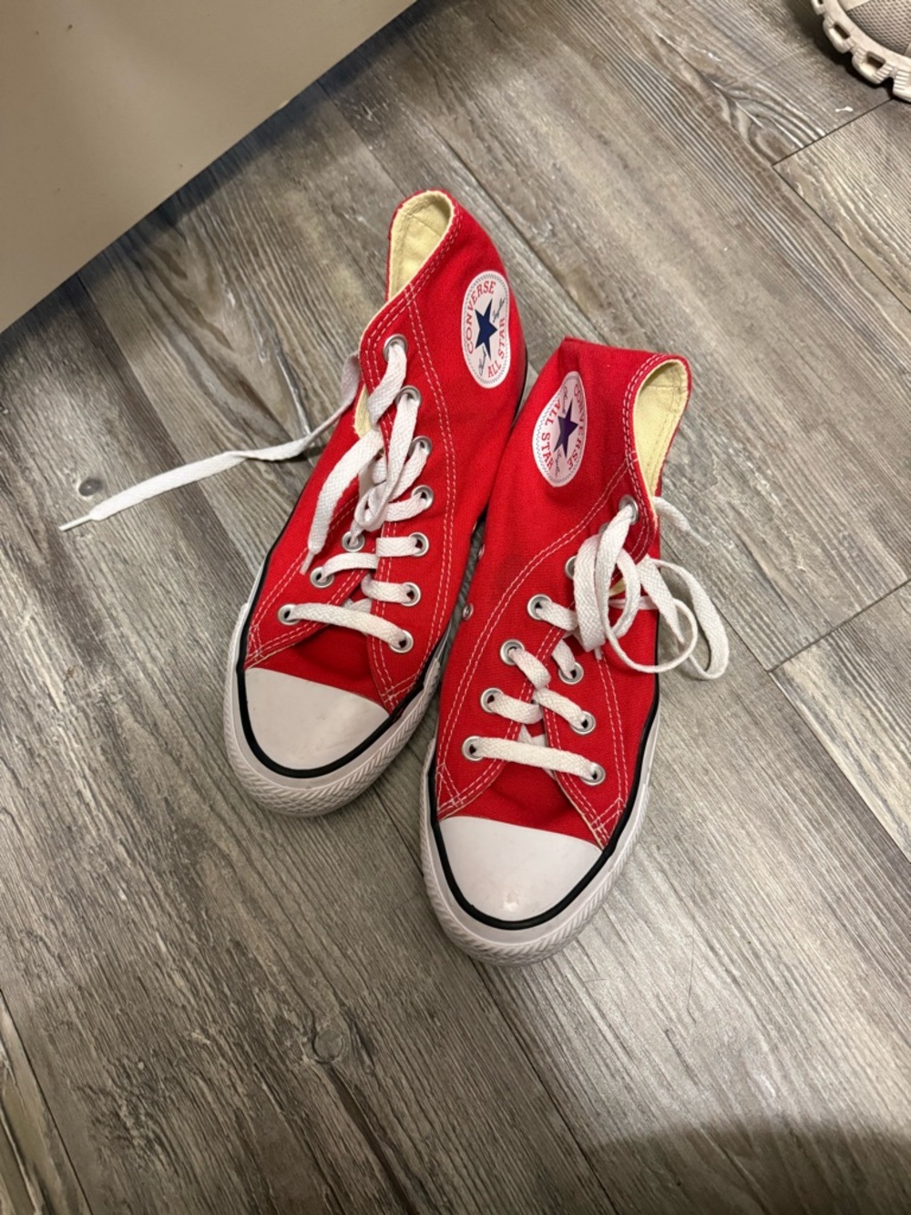 High top converse - Picture 3 of 3